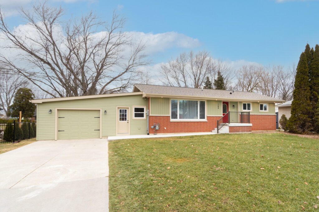 9375 Malden Road, LaSalle The Dan Gemus Real Estate Team